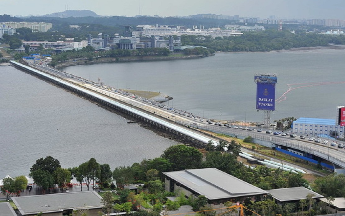 马新陆路4月开放 魏家祥:公共交通服务同日重新运作