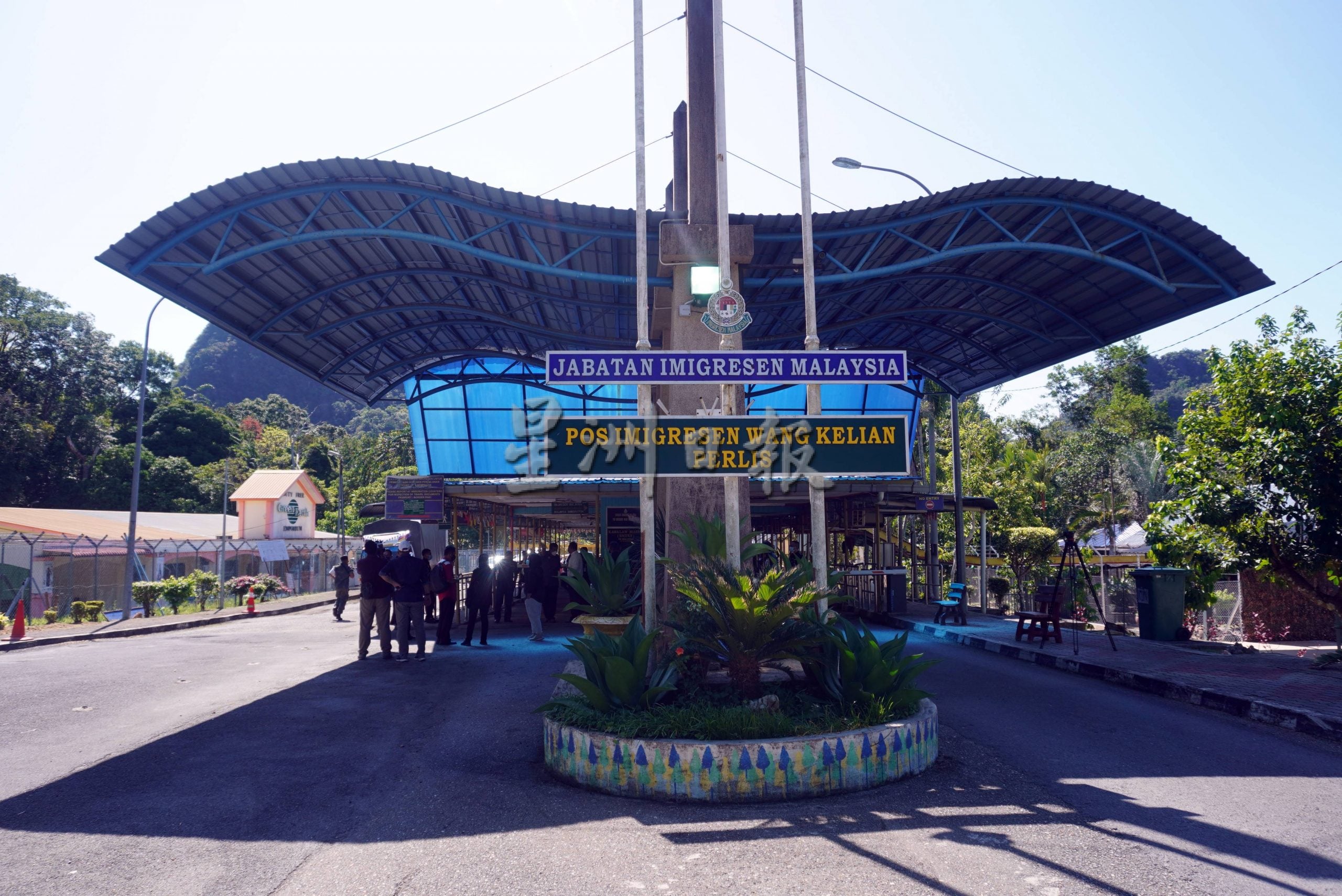 (全国版)旺吉辇关卡只接受泰入境游客,出境泰只开放黑木山关卡