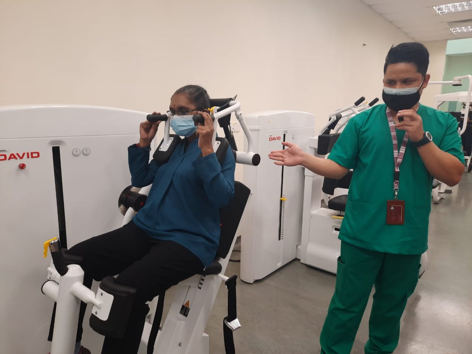 (全国版)甲社险康复中心使用最顶级及先进的设备让会员们进行治疗,重新回到职场