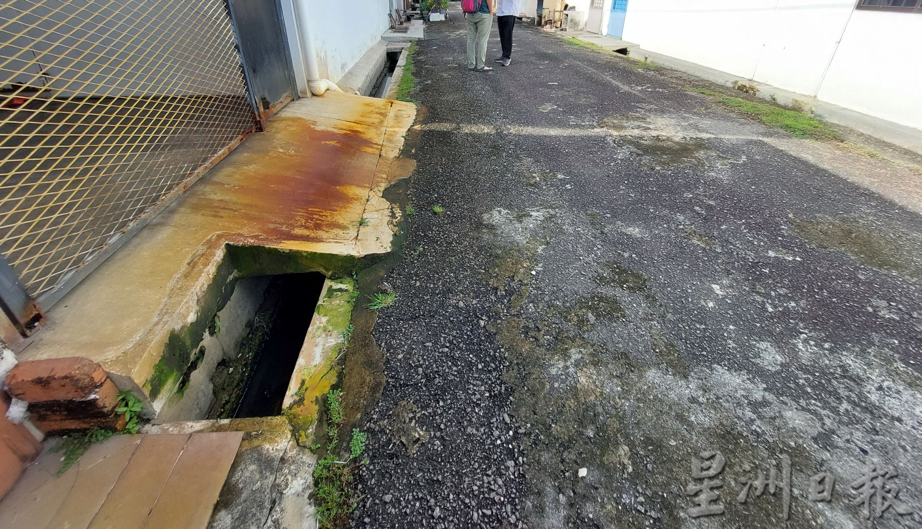 （古城封底主文）清理玛琳再也查希第18路水沟