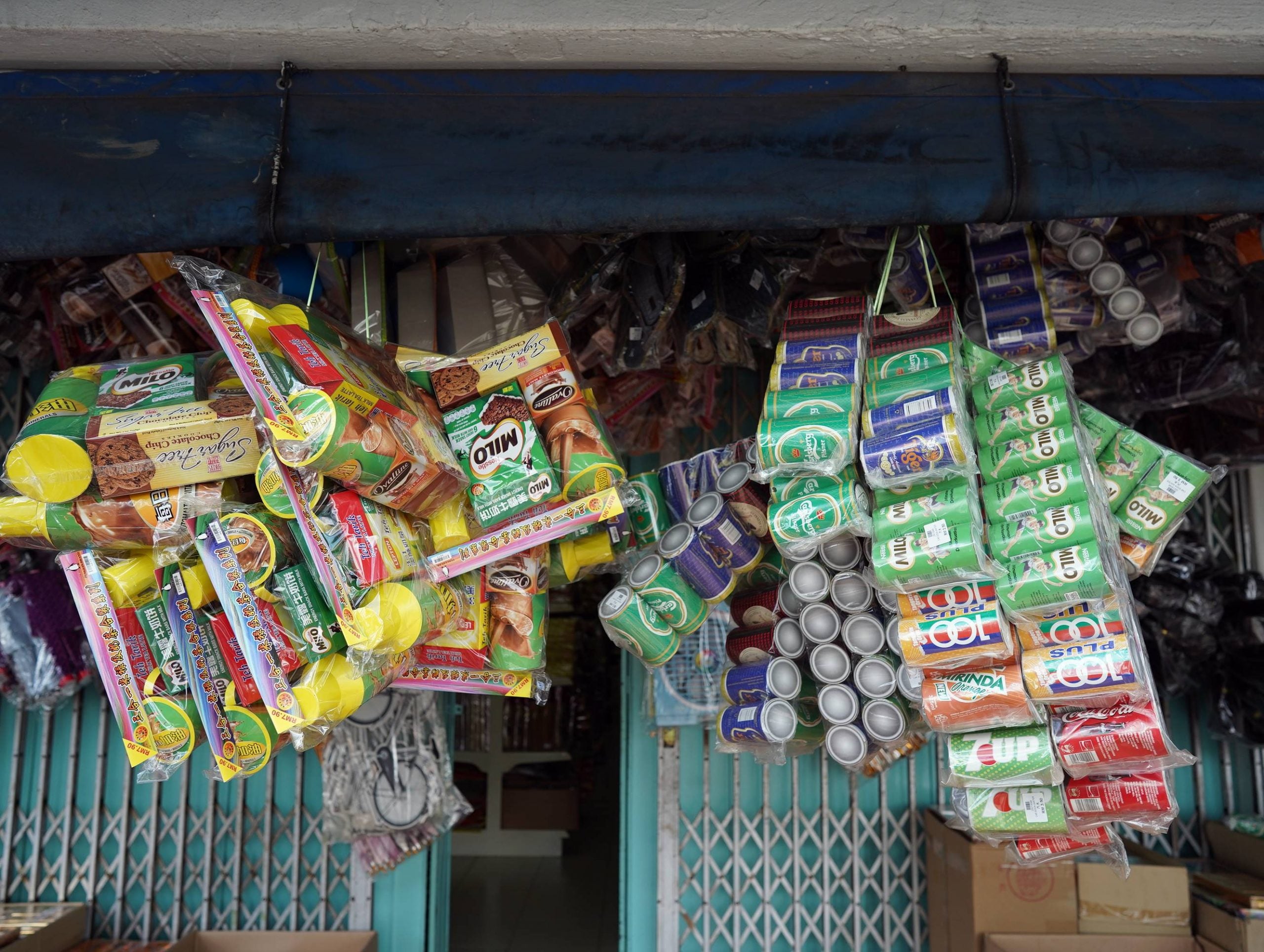 (古城封面主文)去年清明没扫墓,今年料买更多祭品“补回”,业者看好今年市场