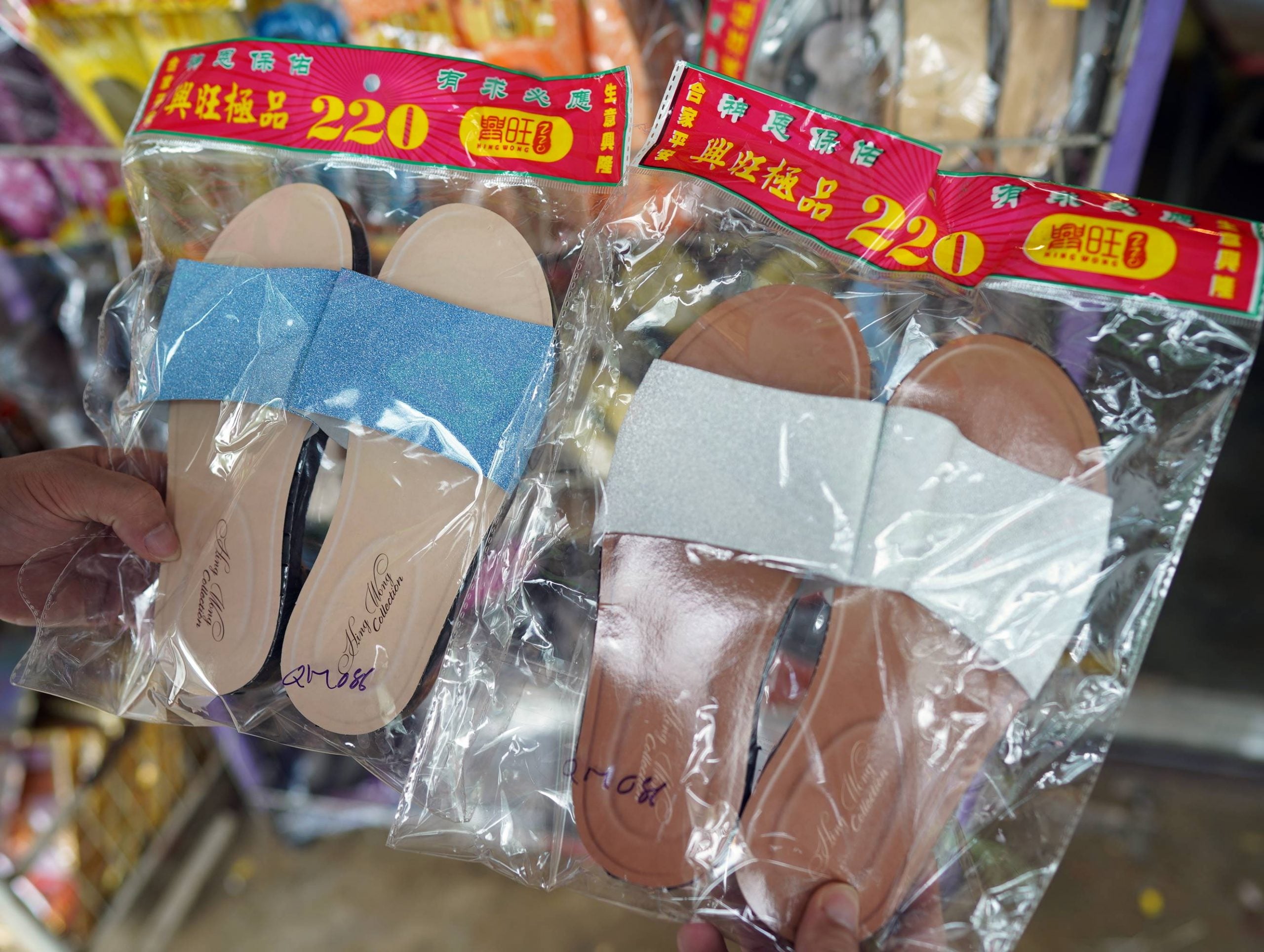 (古城封面主文)去年清明没扫墓,今年料买更多祭品“补回”,业者看好今年市场