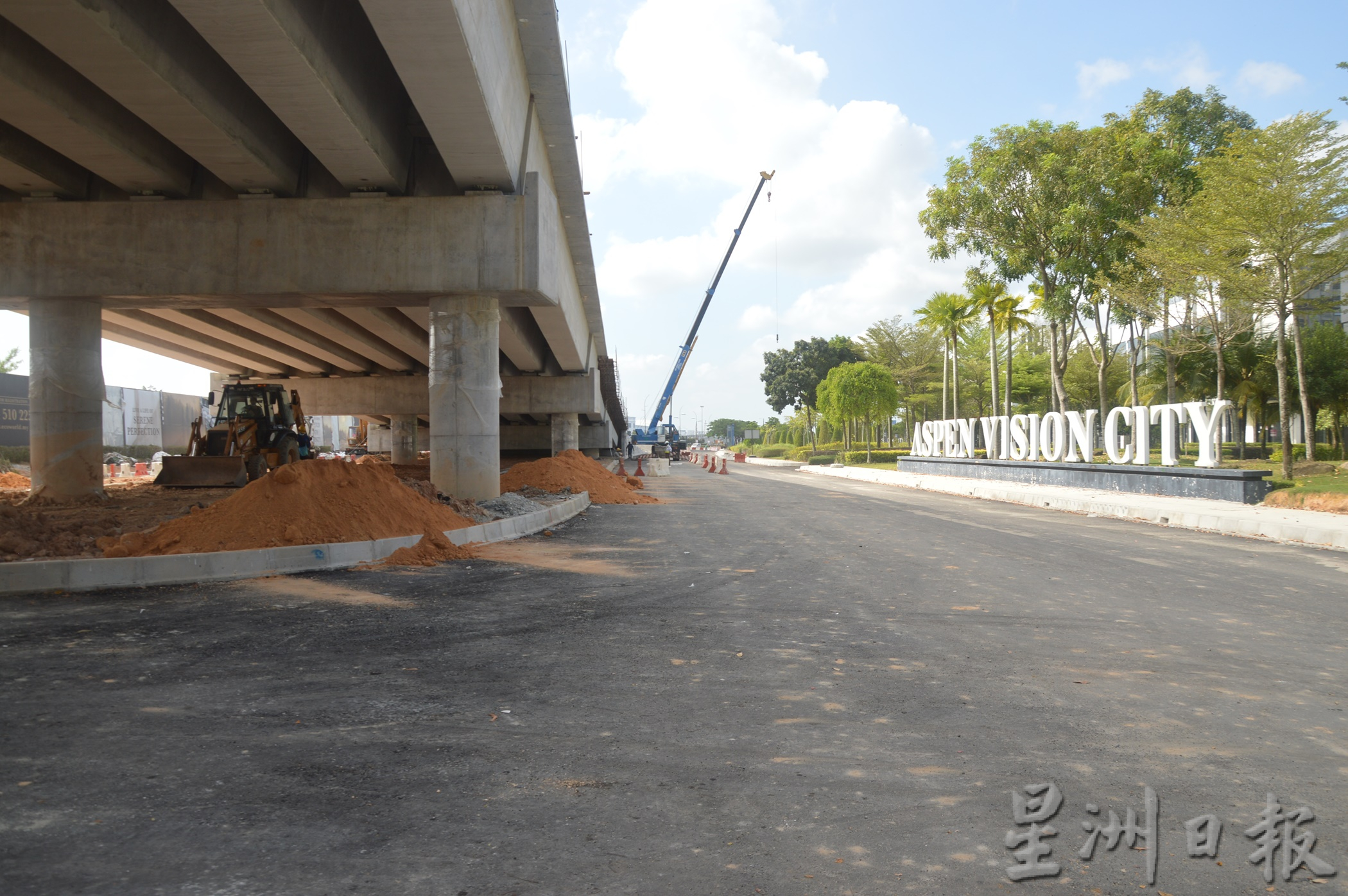 (大北马)桂花城大道高架天桥桥下道路通车