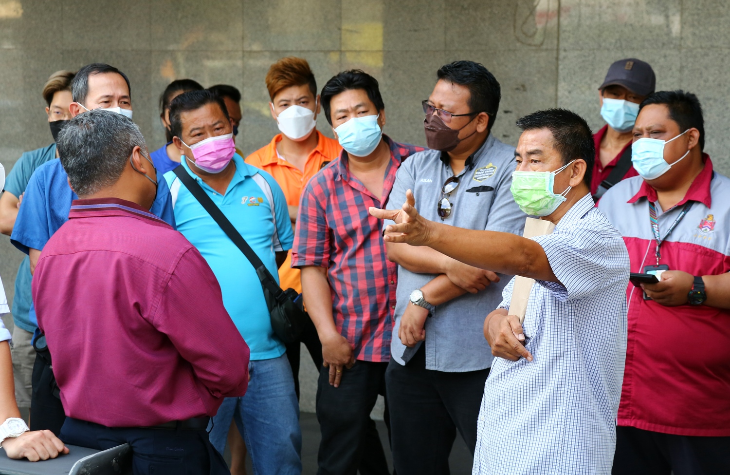 me05主文-大都会/余保凭与dbkl巡视餐车地段/3图