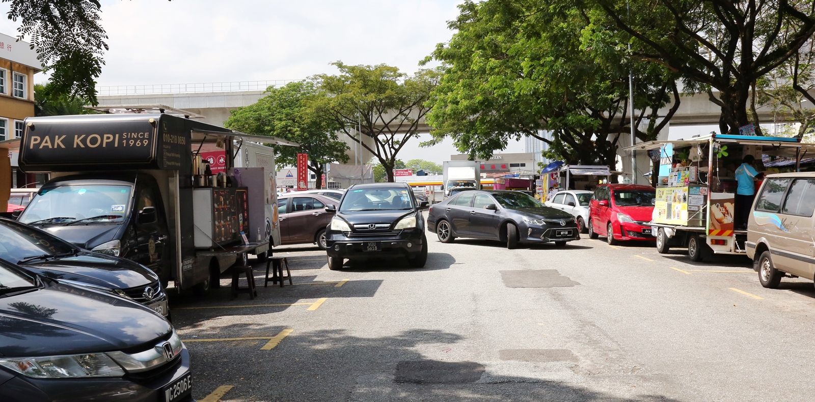 me05主文-大都会/余保凭与dbkl巡视餐车地段/3图