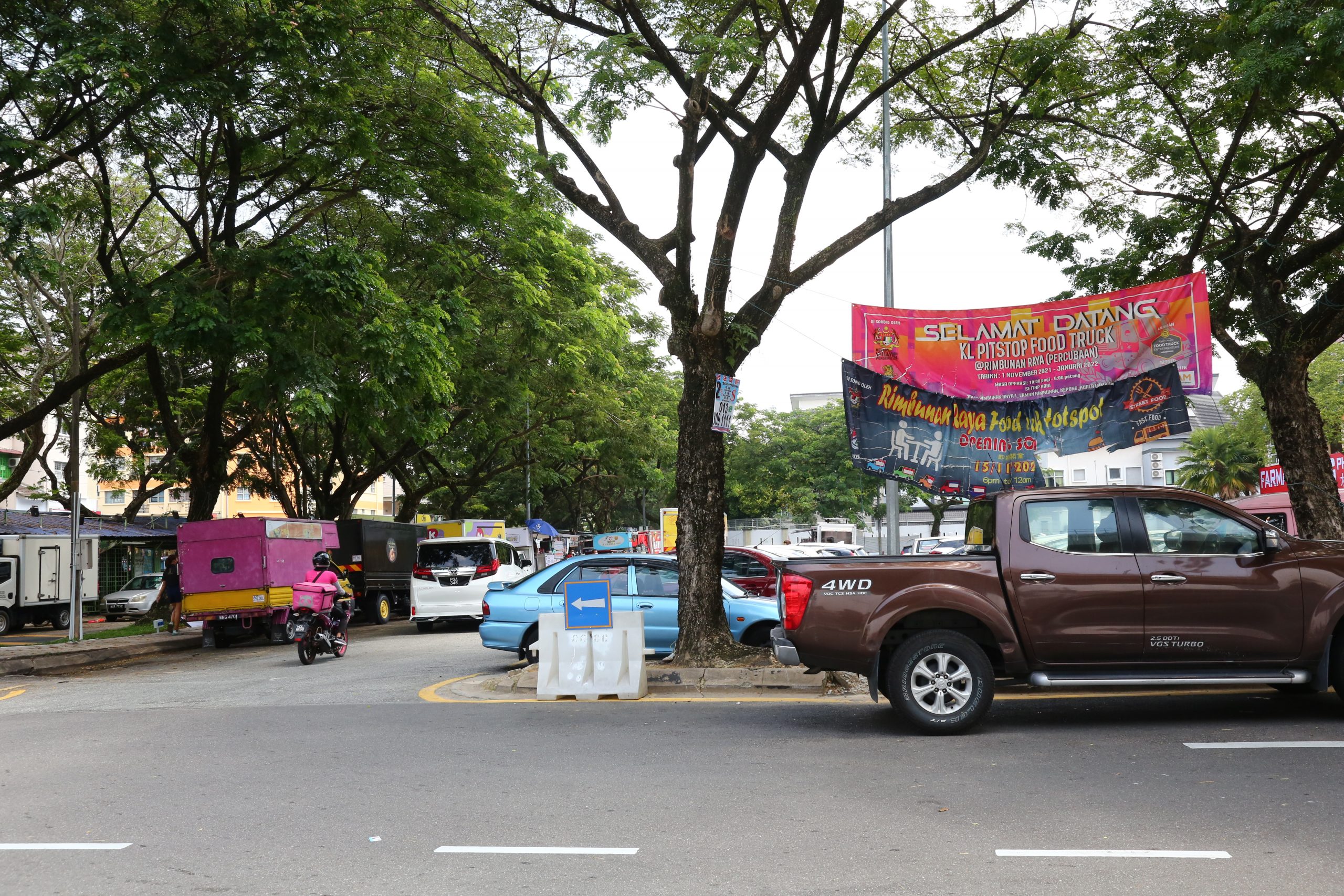 me05主文-大都会/余保凭与dbkl巡视餐车地段/3图