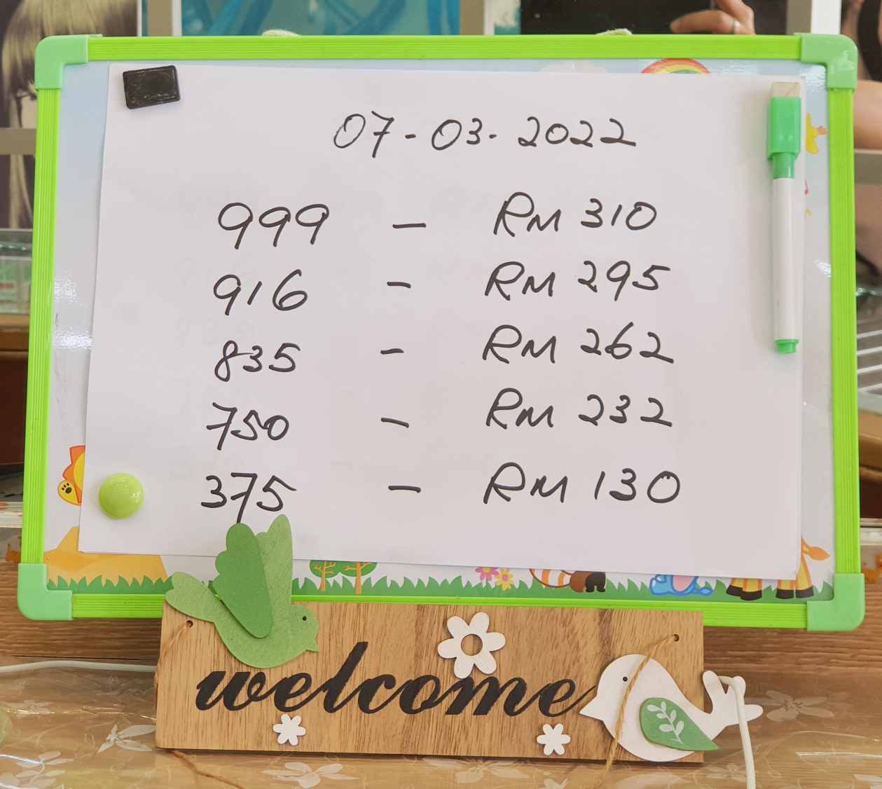 NS03头芙蓉/金价飙升创新高，金店变卖金饰反应各异