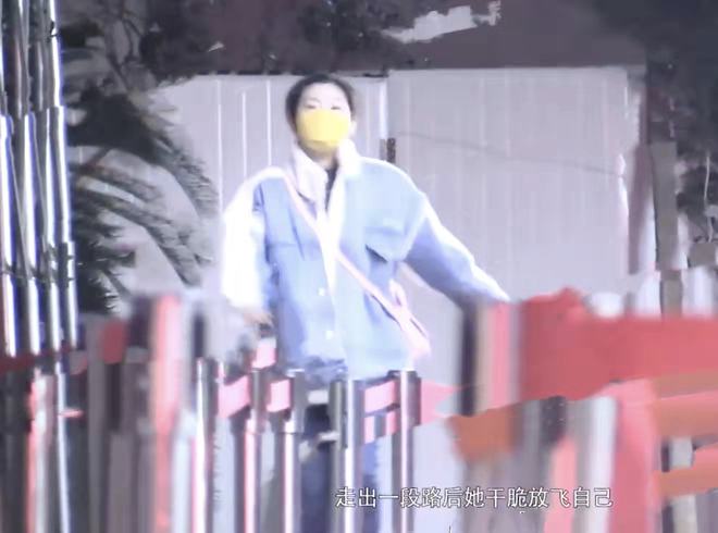 Selina离婚6年爆新恋情 甜挽小鲜肉回酒店