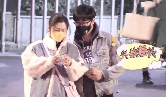 Selina离婚6年爆新恋情 甜挽小鲜肉回酒店