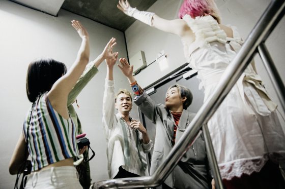 Tom Phan／《Into Innerverse》与I Mean Us的内向探索