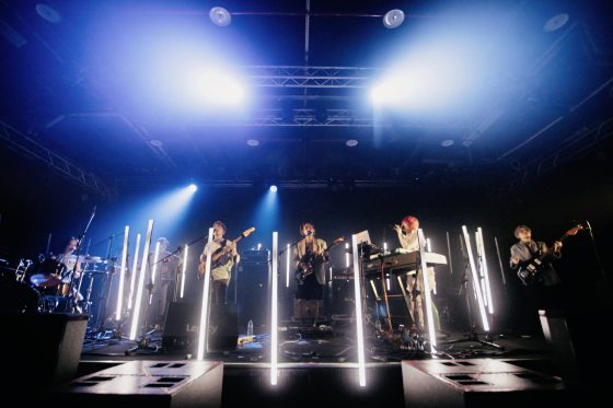 Tom Phan／《Into Innerverse》与I Mean Us的内向探索