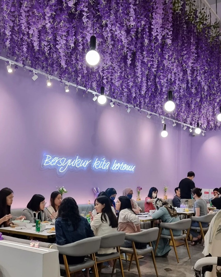 23/4 大都会-专栏:马拉妹出闸