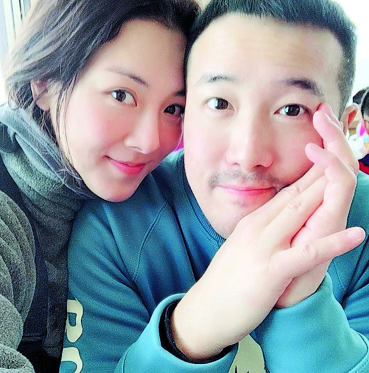 ​曾志伟现身挺媳妇  王敏奕亮婚戒撇婚变