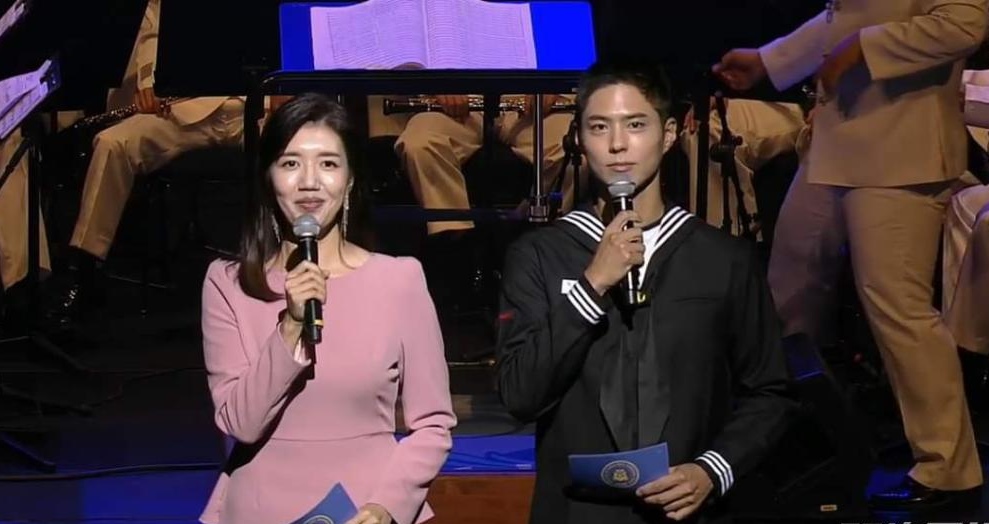 ​朴宝剑退伍正式回归  再任百想艺术大赏主持