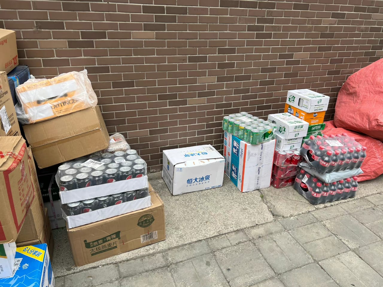 北京人抢物资 可乐又成抢手货