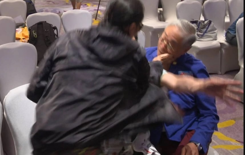 【倒毙酒店房】曾江被谢贤当众掌掴震惊娱圈