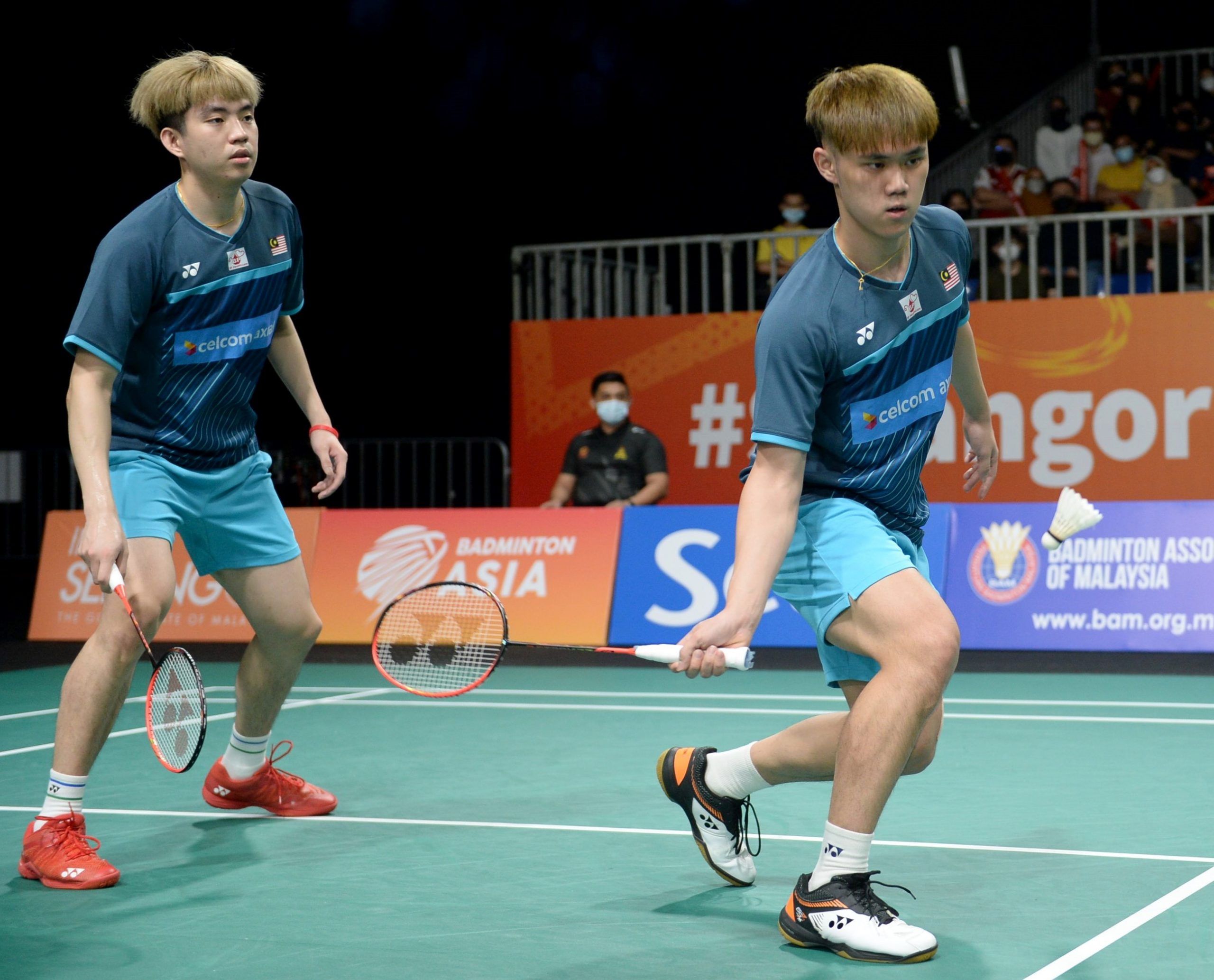 东运首秀身负重任 纬聪凯文欲保男双金牌