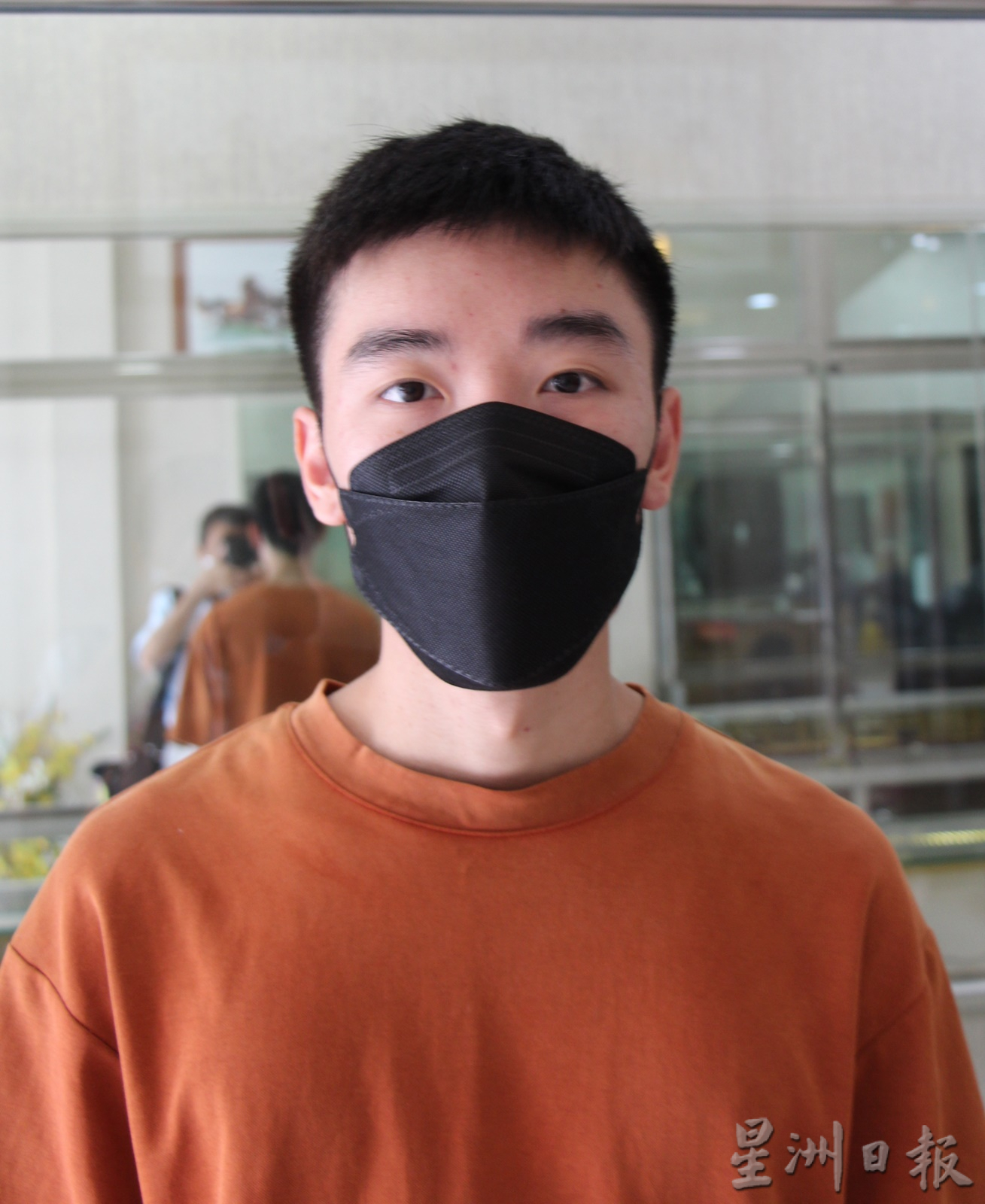 东:开斋节来临,金店门庭若市,水泄不通