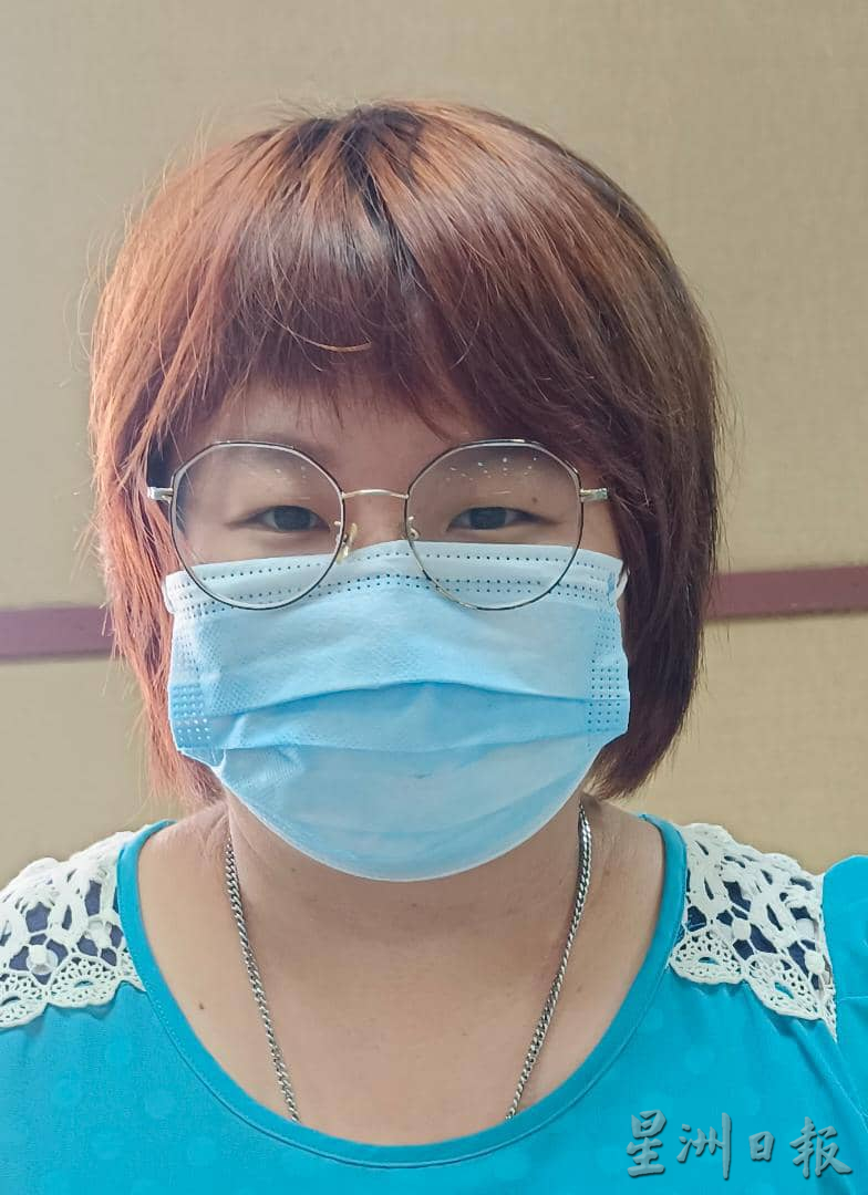 东:直凉佳雅路后巷消防栓不见·画上停车格