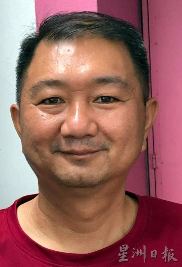 东:直凉佳雅路后巷消防栓不见·画上停车格