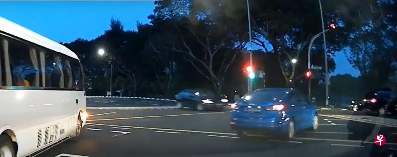 两月三车祸撞伤六旬姐妹 恐怖司机坐牢吊牌