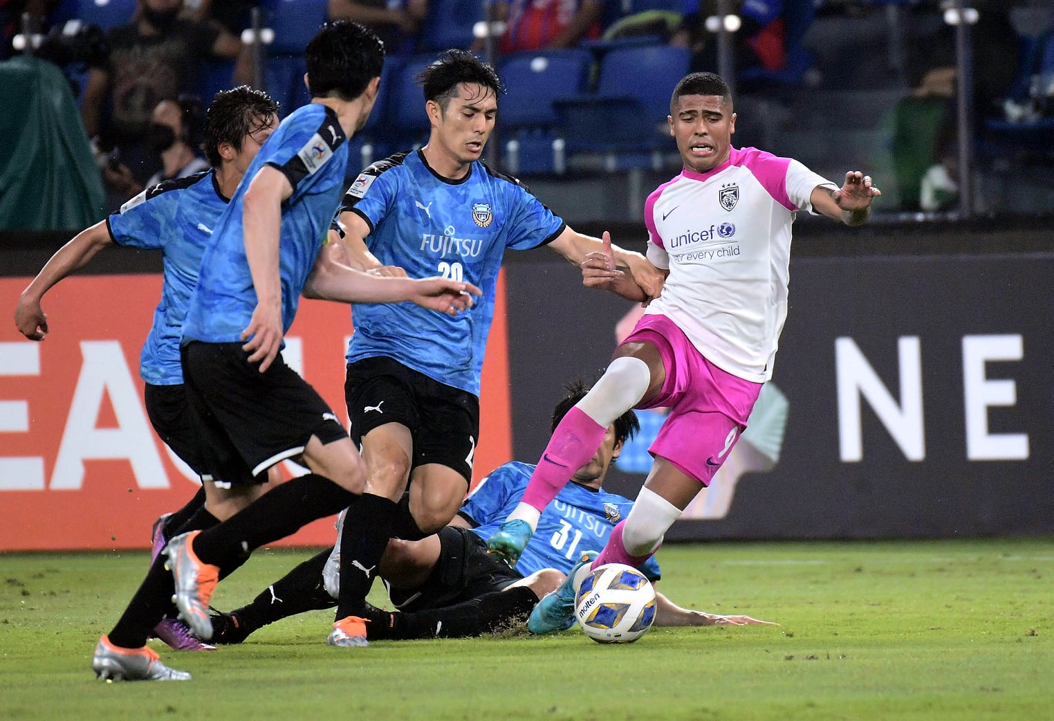 亚冠杯主场零封J1冠军  南虎不败居首太意外