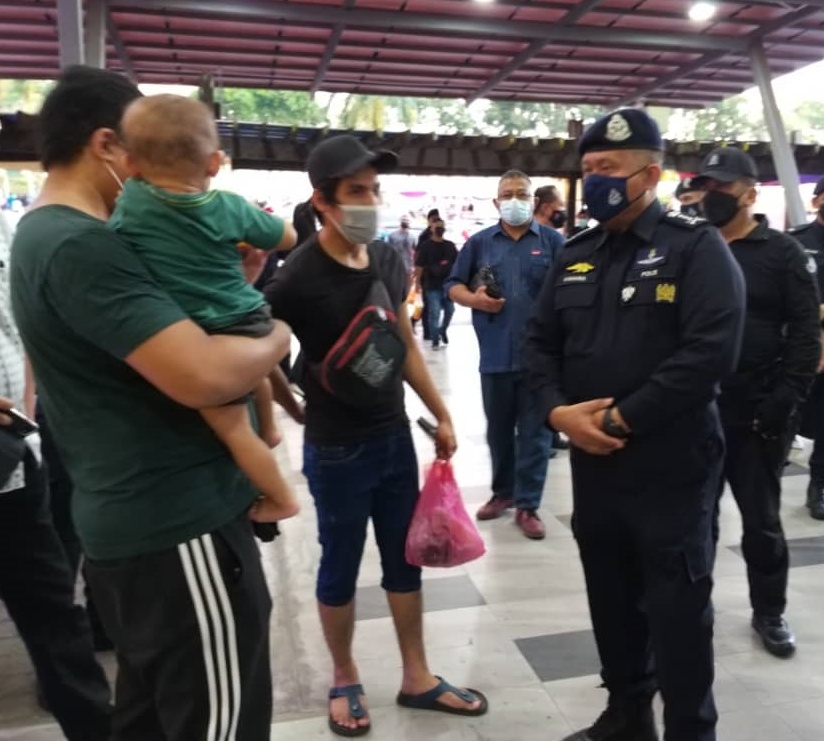 全国：待获救者情绪定，潜水案未正式调查