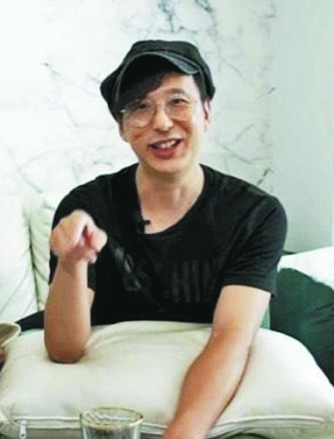 前度自爆背叛被骂翻 李施嬅笑邓健泓“低能”