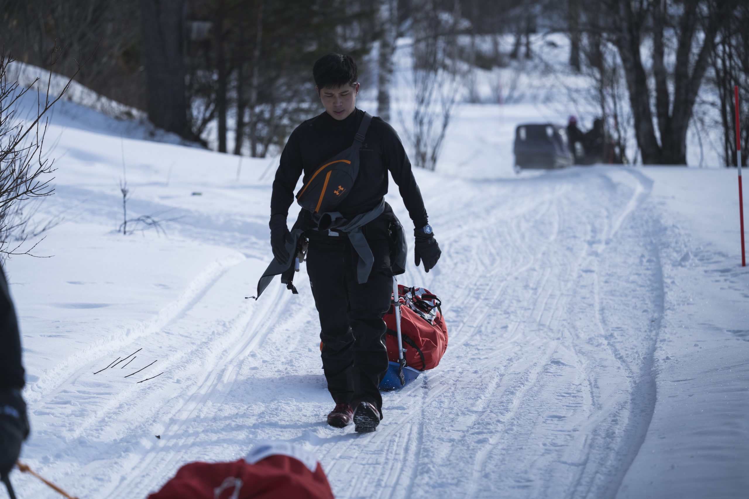 北极超马|  刘俊腾为爱滋受害童跑  严寒下的一股暖意