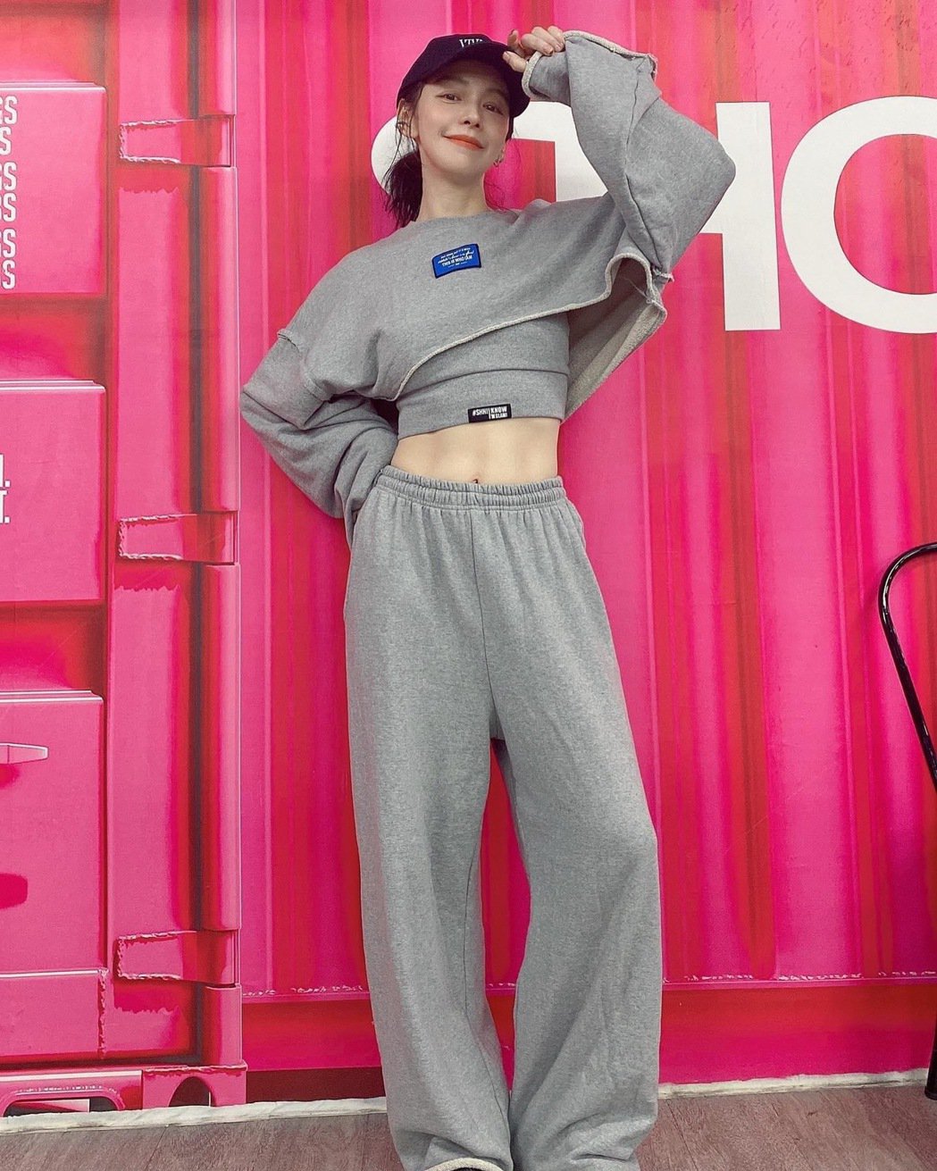 周兴哲开唱前喊卡心酸“白练了” 徐若瑄演唱会延期道歉