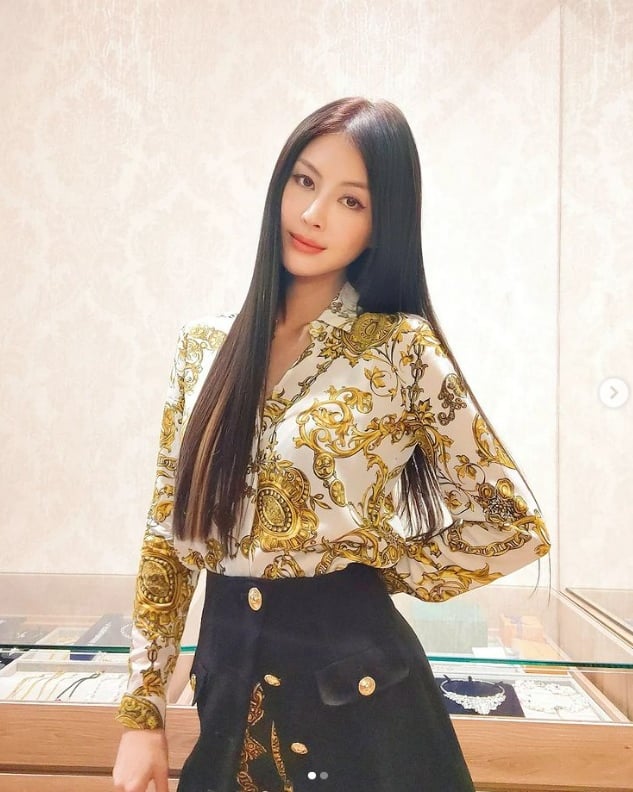 国门开游子可自由归家 大马艺人激动隔屏哭了