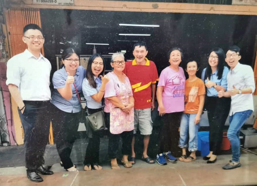 大都会/29/4：有故事的人：坚强面对人生难关