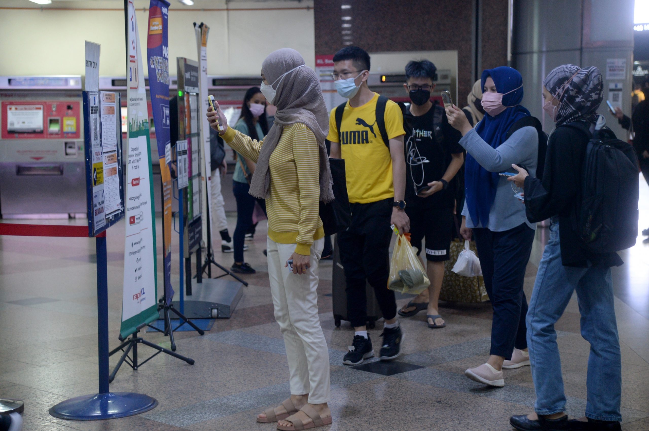 大都会/ME12头/Rapid Rail CEO巡视轻快铁人潮