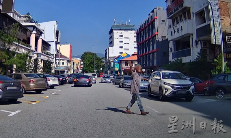 大霹雳时事焦点/怡保游子游客增加 非法看车员卷土重来