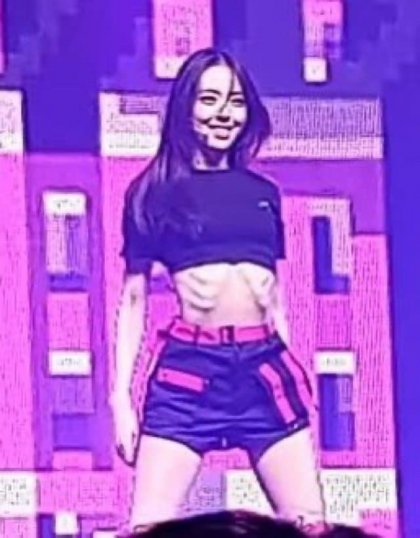 女团成员瘦到肋骨现形 画面曝光网惊：天啊	