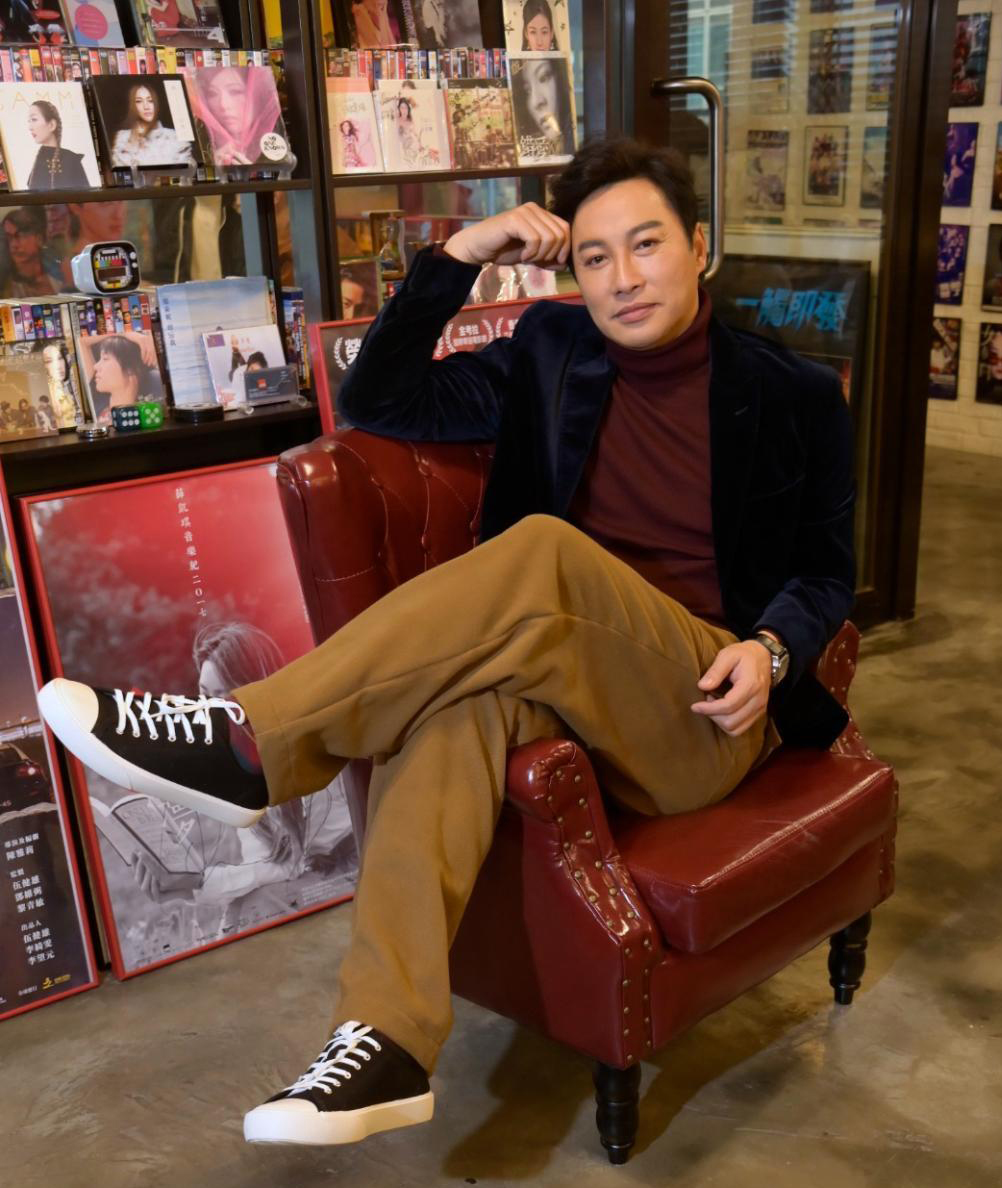 宁留港赚少点   吴卓羲被隔离生活吓怕 