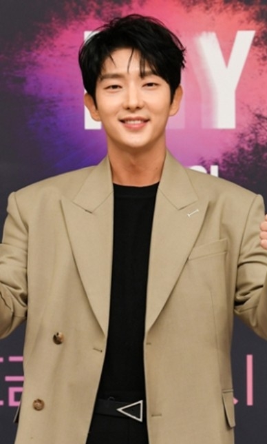  宋仲基金智媛不演《阿斯达2》 李准基申世景有望接棒	