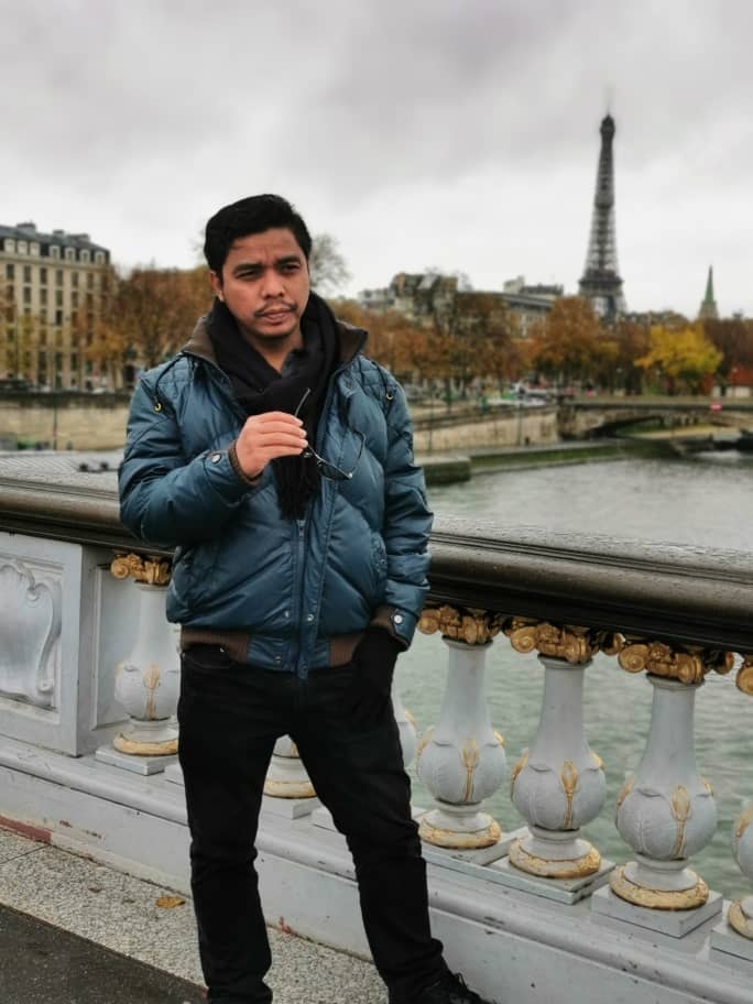 小一女生常独处不讲话 同学举动令老师动容