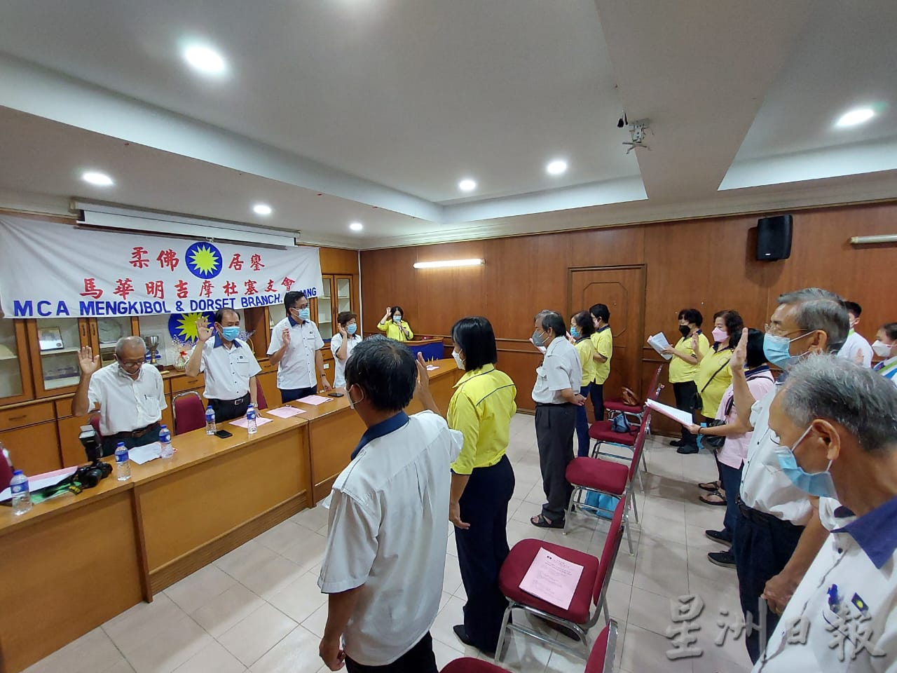 **已签发**柔:马华柔州选胜4席,颜炳寿:华裔选民回流没想象多