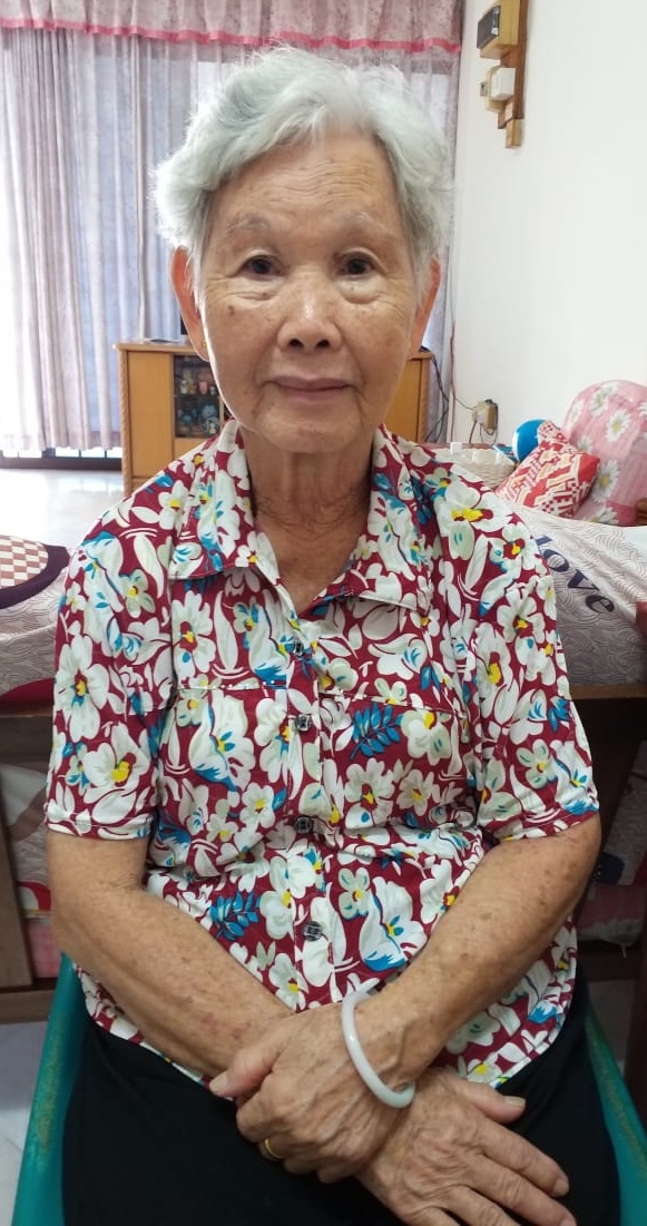 **已签发（请置头条）**柔：封面：【特稿】：第四针打不打，乐龄人士：观望但不抗拒