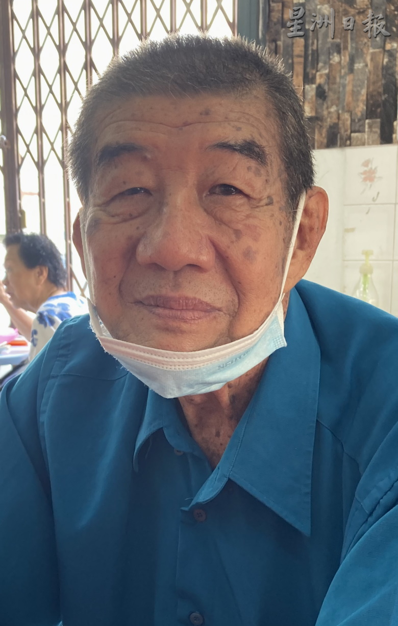 **已签发(请置头条)**柔:第二版头条(帮忙配情景图):【特稿】:微型交通工具禁上路民众赞好,唯盼政府关注残障人士与新村使用轻便摩托车需要