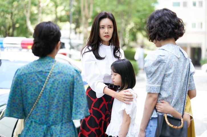 引用偏激论坛新闻配图 秋瓷炫新剧惹议挨骂