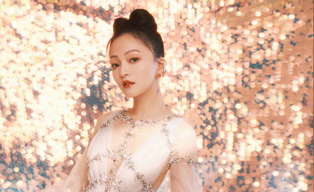 患病拒付医疗费财产全被转移 张韶涵泪揭伤疤曝与母交恶细节 	