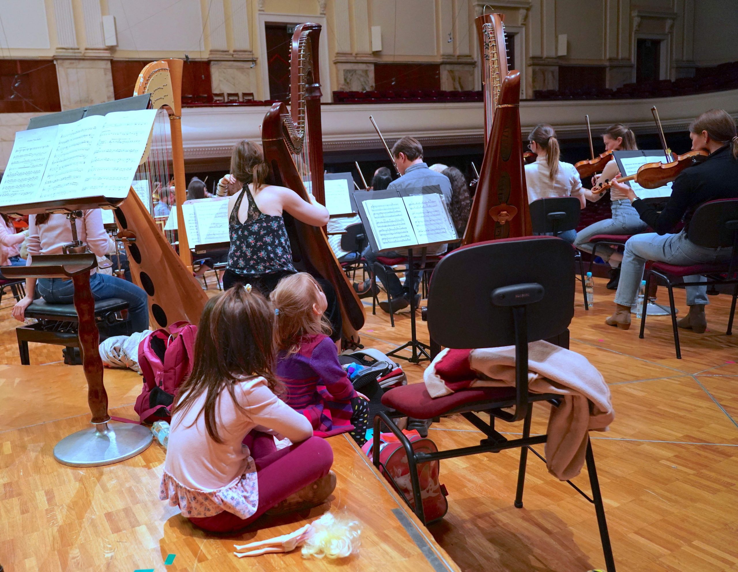 拚盘)直击灵魂深处: 基辅交响乐开始欧洲巡演