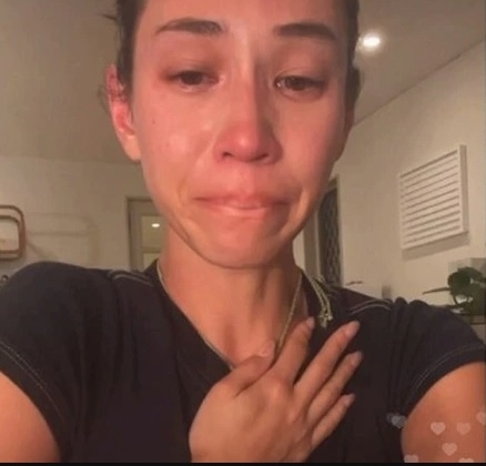 揭演艺圈潜规则反被酸 水原希子痛哭