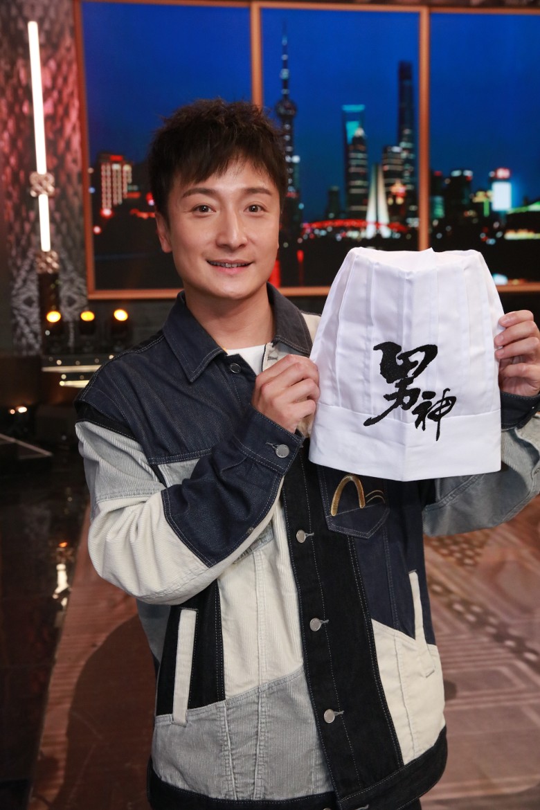 方力申与港姐冠军谈地下情?网民追击迫认爱