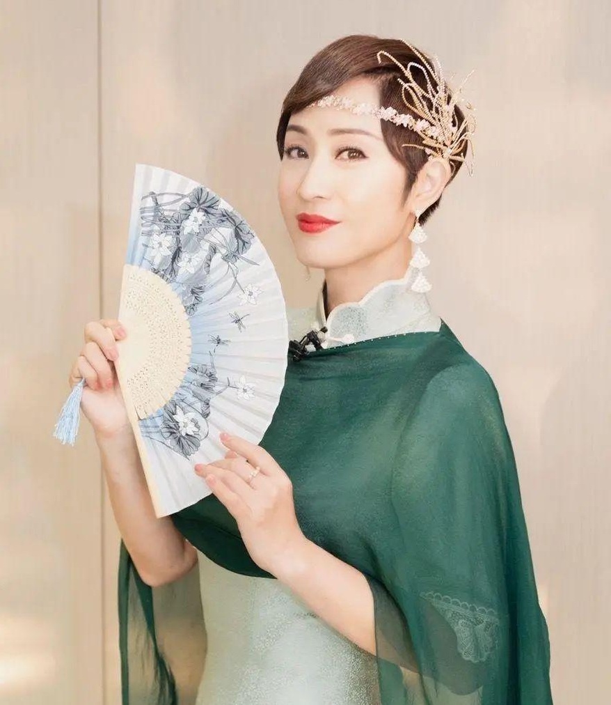 无线拍港版《华灯初上》  杨明获钦点演男一