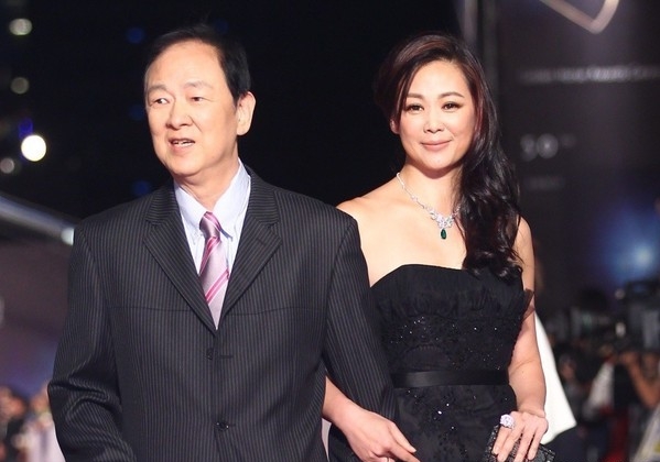 昔胜李小龙成片酬最高武打巨星 王羽为报恩加入帮派	