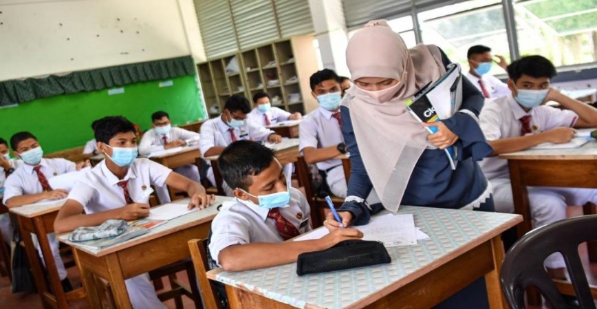 未接种教师进课室教课 教长:必须戴口罩