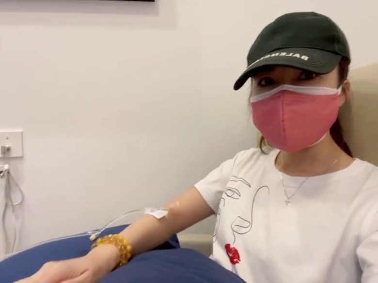 李施嬅免疫系统出问题致眼疾 停工接受治疗